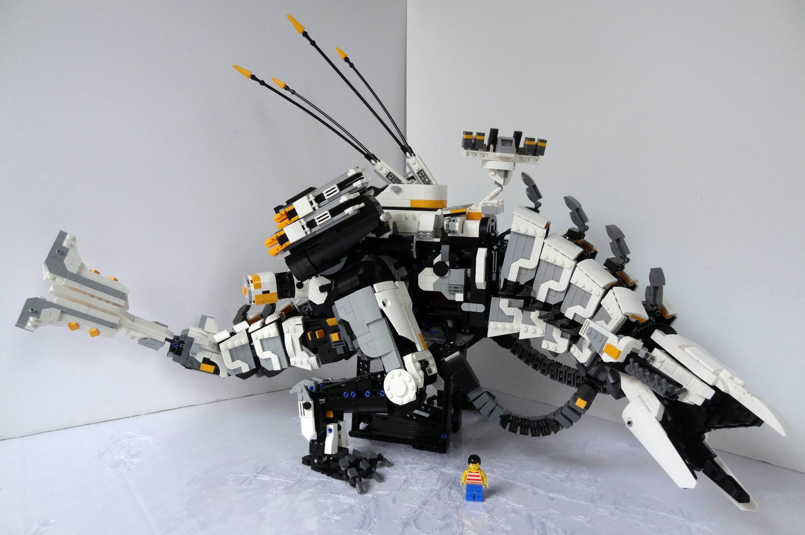 Thunderjaw lego deals